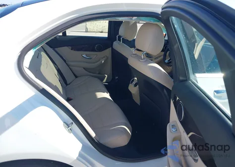 2016 Mercedes-Benz C 300 Luxury/Sport из США, поврежденный, VIN 55SWF4JB3GU158343